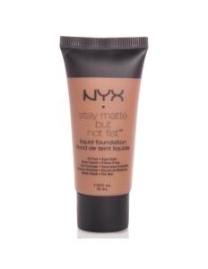 Base Liquida NYX Stay Matte But Not Flat SMF15 Chestnut